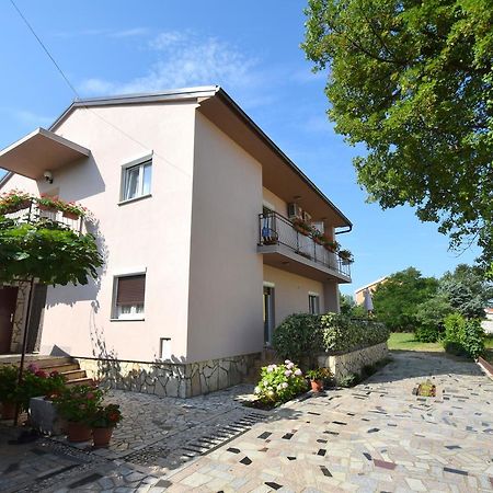 Apartments Josipa Malinska Exterior photo